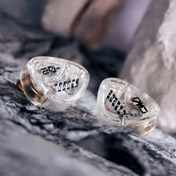 Навушники TANGZU HE Cai Wenji White 3.5 mm на сірому камені